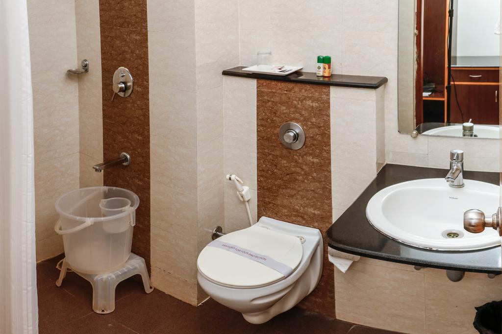 Hotel Pc Residency Májszúr Kültér fotó
